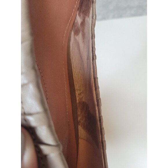 Vince Camuto Womens Heels 7.5B Cone TAUPE Leather Closed Round Toe Flower, NWOT - Picture 14 of 16